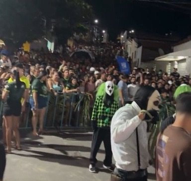 Malhação de Judas dos Caretas do Curtume registrou um grande público, mas brigas atrapalharam o evento