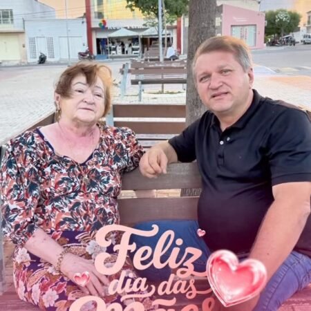 Prefeito Dr. Dinho Mororó celebra o Dia das Mães com homenagem especial a todas as mães de Terra Nova, destacando sua própria mãe.