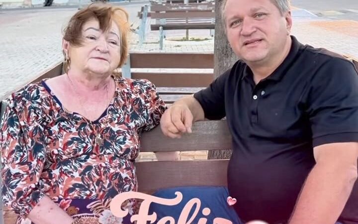 Prefeito Dr. Dinho Mororó celebra o Dia das Mães com homenagem especial a todas as mães de Terra Nova, destacando sua própria mãe.