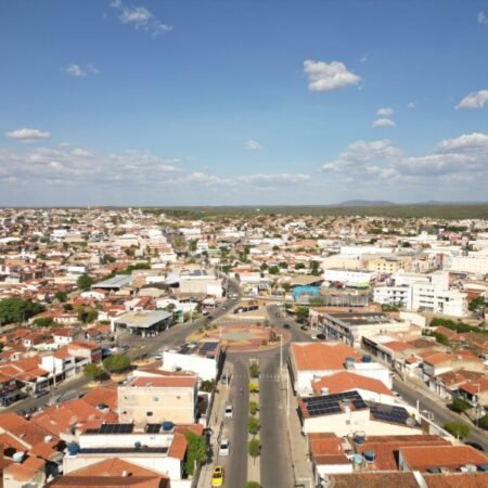 Salgueiro registra saldo positivo no mercado de trabalho pelo quarto mês consecutivo em 2026