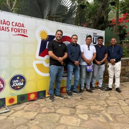 Câmara de Vereadores de Mirandiba participa do Congresso da UVP em Triunfo buscando aprendizado e qualificação para o município.
