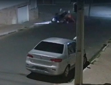 Homem fica ferido em colisão entre duas motos na subida da ‘Colina’, em Salgueiro