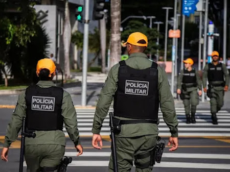 Cresce interesse dos jovens conservadores e cristãos pela carreira militar