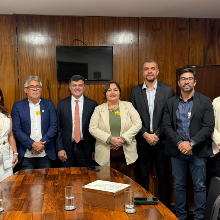 Moreno amplia políticas de proteção às mulheres com apoio de Eduardo da Fonte