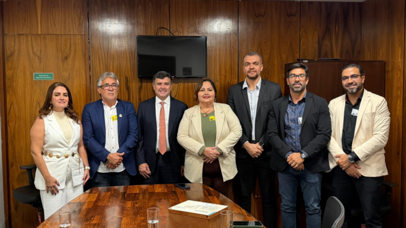 Moreno amplia políticas de proteção às mulheres com apoio de Eduardo da Fonte