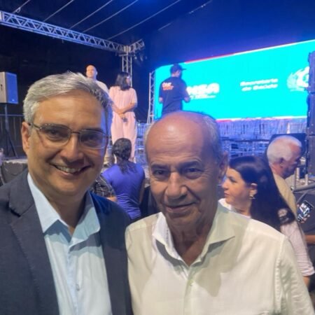 Ao lado de Gil Brasileiro, Dr. Tarcísio Reis acompanha inauguração do Hospital Nossa Senhora Aparecida, em Paulista