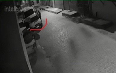 Carro é furtado na Rua 25 do bairro Cohab, em Salgueiro