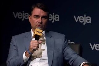 TSE MANDA RETIRAR DO AR POSTAGEM QUE ASSOCIA FLAVIO BOLSONARO A VORCARO