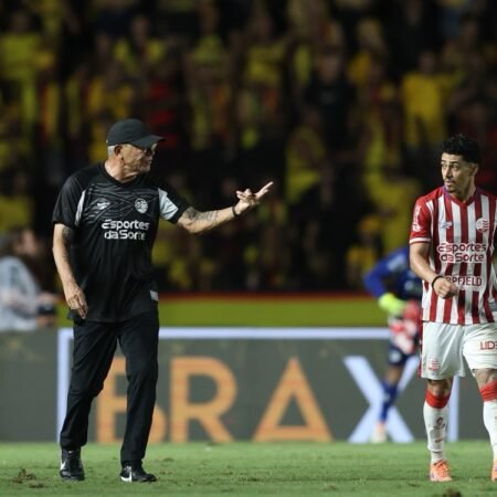 Hélio confirma volta de Dodô no Náutico e indica dupla com Jean Carlos: “Dá para jogar junto”