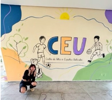 Pintura feita por tatuadora leva arte para a Praça CEU, no bairro Cohab