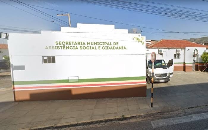Prefeitura de Serra Talhada abre seleção com cadastro de reserva para 18 cargos na Assistência Social