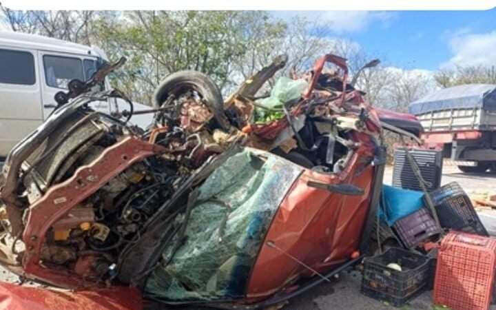 Acidente envolvendo dois carros entre Salgueiro e Cabrobó deixa duas vítimas fatais