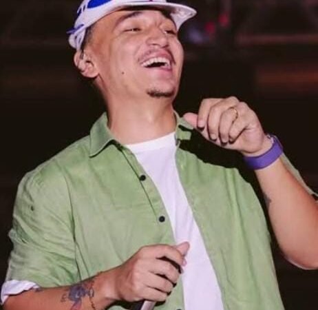 EXCLUSIVO: Cantor João Gomes não vai mais se apresentar no Festival Pernambuco Meu País, em Salgueiro (PE), nesta sexta-feira.