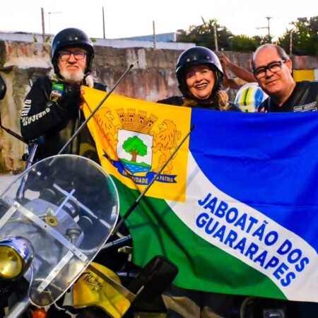 Jaboatão celebra Dia do Motociclista com grande encontro que movimentou a Orla de Piedade