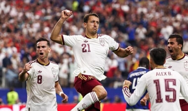 ESPANHA ANULA ‘QUARTETO ESTRELADO’, VENCE A FRANÇA E VOLTA A UMA FINAL DE COPA DO MUNDO APÓS 16 ANOS