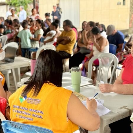 CARAVANA JABOATÃO DA GENTE LEVA SERVIÇOS DE CIDADANIA E SAÚDE À COMUNIDADE DO JARDIM JORDÃO