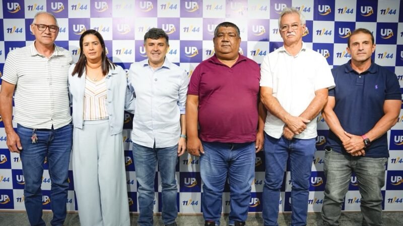 Vereadores de São Bento do Una declaram apoio a Eduardo da Fonte para o Senado