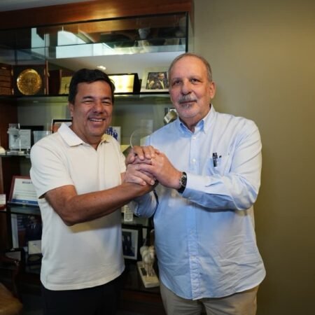 Armando Monteiro reúne empresariado e declara apoio a Mendonça Filho para o Senado