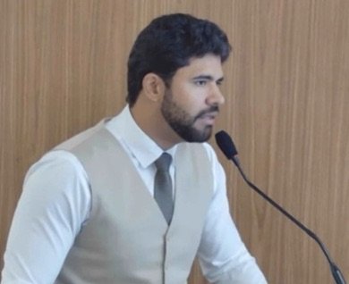 Vereador Léo Parente defende reeleição do deputado federal Augusto Coutinho e reforça apoio a Augusto Cury para presidente