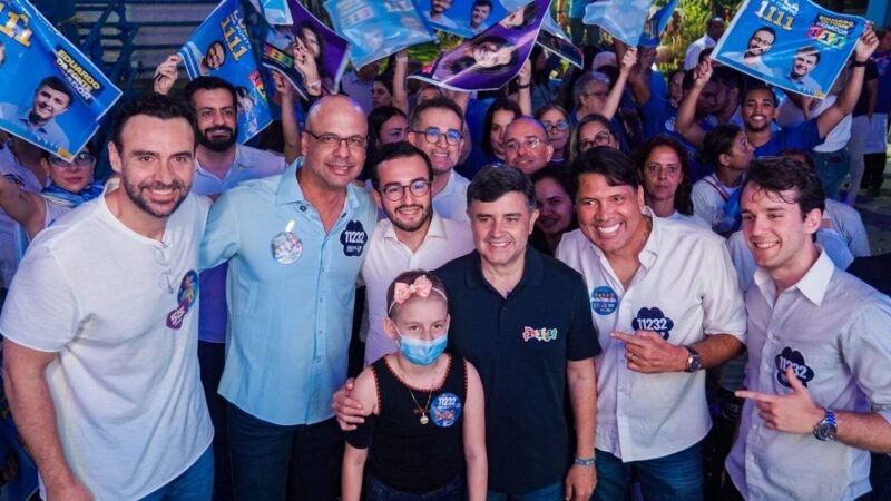 Anderson Correia inaugura comitê ao lado de Eduardo e Lula da Fonte