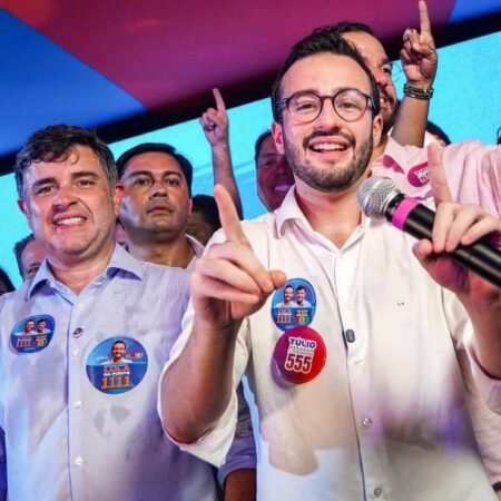 Com casa lotada, Lula da Fonte inaugura comitê em grande ato de força política