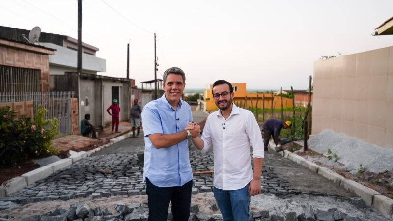 Deputado Lula da Fonte e o prefeito de Aliança, Pedro Freitas, vistoriaram obras que estão transformando a cidade