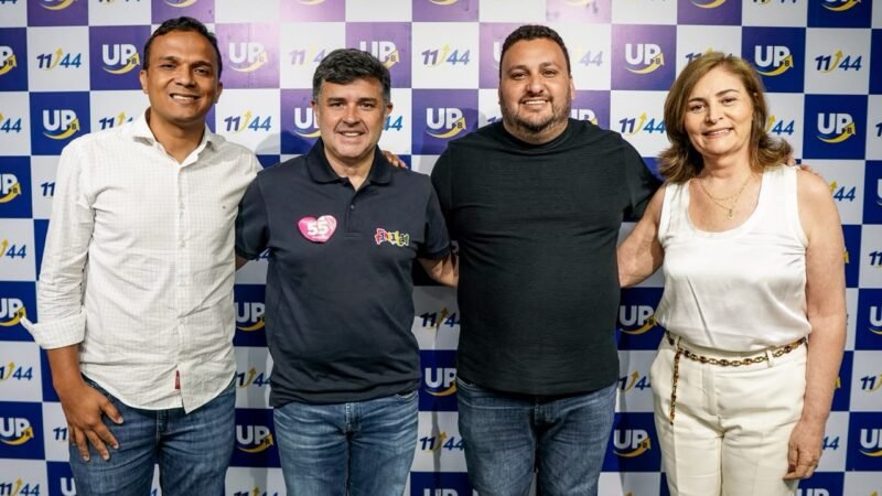 Deputada estadual Simone Santana, prefeito de Alagoinha, Simão Cirineu, e ex-prefeito Uilas Leal anunciam apoio a Eduardo da Fonte ao Senado