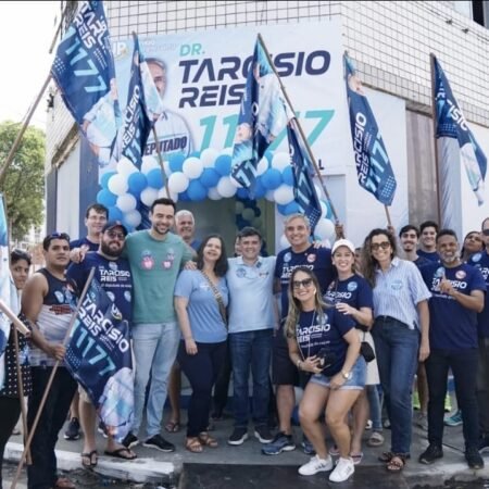 Dr. Tarcisio Reis inaugura comitê no Recife e recebe apoio de Eduardo da Fonte