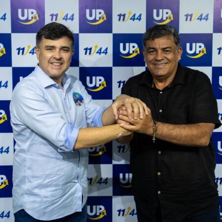 Prefeito de Santa Terezinha, Delson Lustosa, declara apoio a Eduardo da Fonte para o Senado