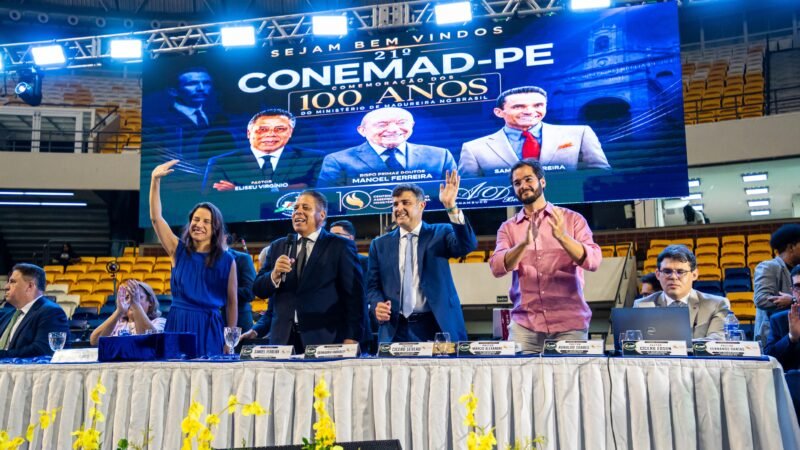 Ao lado de Raquel Lyra, Eduardo da Fonte celebra centenário da Assembleia de Deus Madureira em grande encontro no Geraldão e reforça compromisso com a comunidade cristã