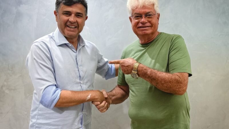Prefeito de Lagoa do Carro, Zé Luiz, oficializa apoio a Eduardo da Fonte rumo ao Senado