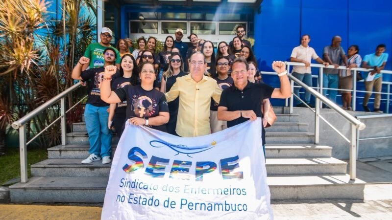 Prefeito Mano Medeiros recebe representantes dos enfermeiros e reforça abertura para o diálogo com a categoria