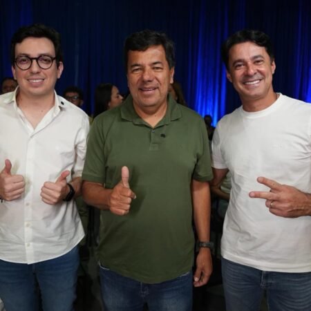 “Minha candidatura dá voz à direita pernambucana”, diz Mendonça em lançamento da candidatura de Raffiê, em Caruaru