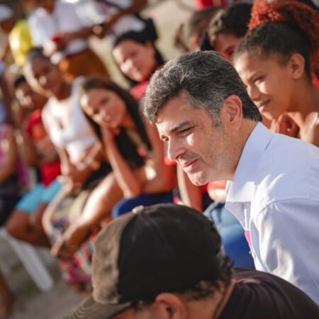 Raquel Lyra inclui projeto das Casas Azuis de Eduardo da Fonte em seu plano de governo