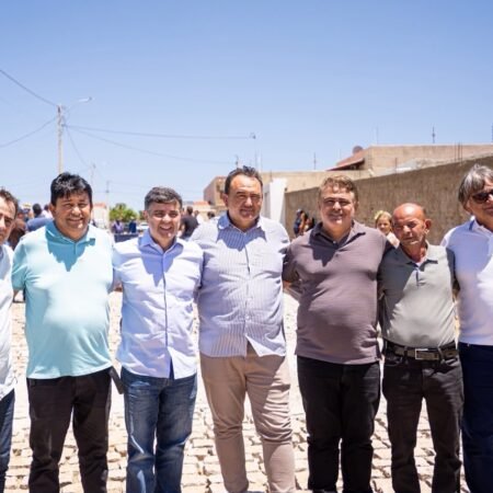 Presidente da Câmara e mais sete vereadores de Sertânia declaram apoio a Eduardo da Fonte para o Senado