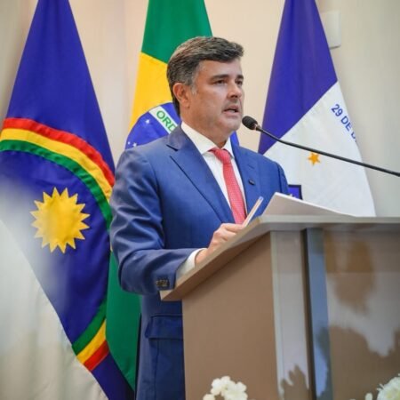 Eduardo da Fonte apresenta projeto para proteger famílias dos impactos das apostas online