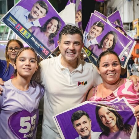 Sob forte chuva, Raquel Lyra e Eduardo da Fonte levam multidão e mostram força da chapa Pernambuco de Coração às ruas de Entra a Pulso