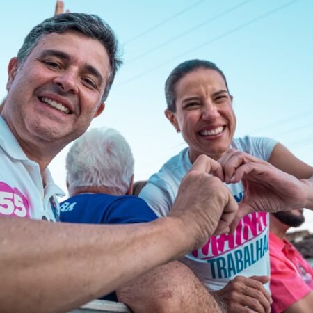 Multidão toma as ruas de Lagoa do Carro em grande motociata com Raquel Lyra, Eduardo da Fonte e prefeito Zé Luís