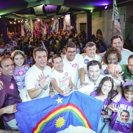 Eduardo da Fonte reforça união com Raquel Lyra e lideranças na inauguração do comitê de João de Nadegi no Recife