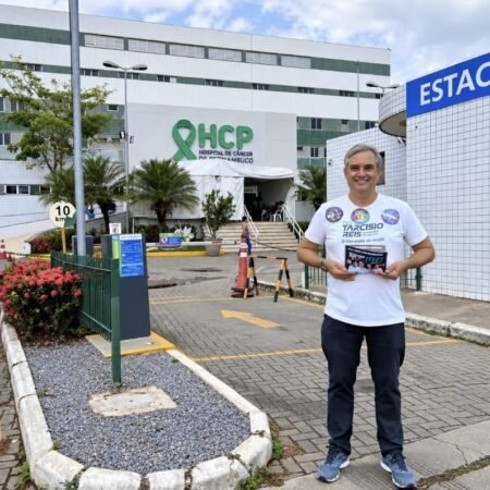 Dr. Tarcisio Reis amplia agenda de panfletagens e destaca propostas para fortalecer o SUS