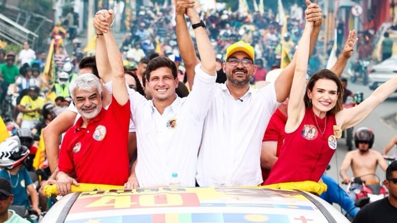 João Campos vai a Gravatá e São Joaquim do Monte. Faz promessas e destaca romaria