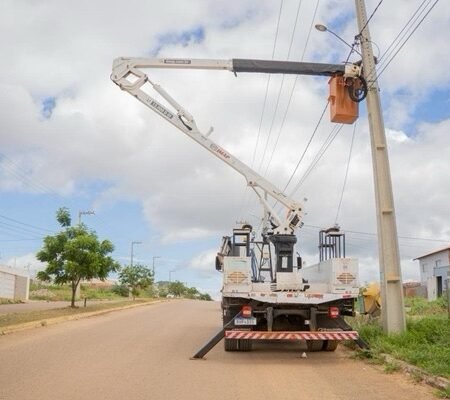 Prefeitura de Salgueiro e empresa responsável pela iluminação pública disponibilizam aplicativo para solicitações de serviços