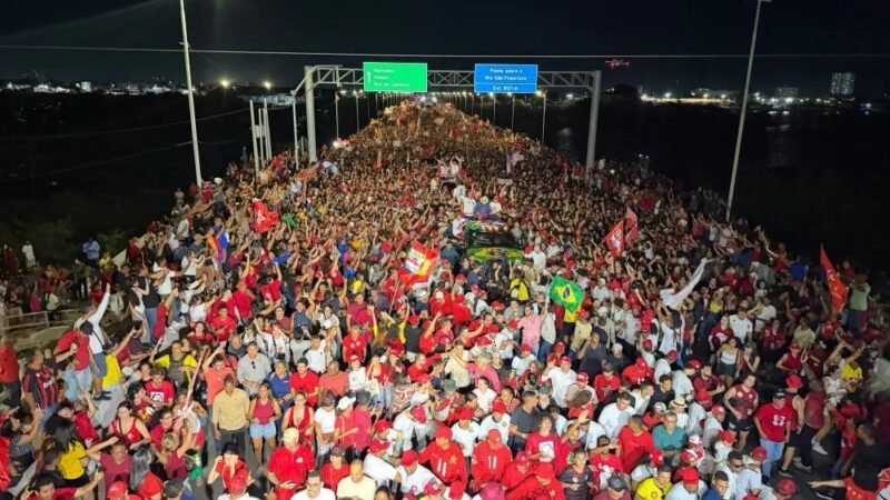 Lula atravessa o Vale do São Francisco e reafirma compromisso com o desenvolvimento da região Nordeste